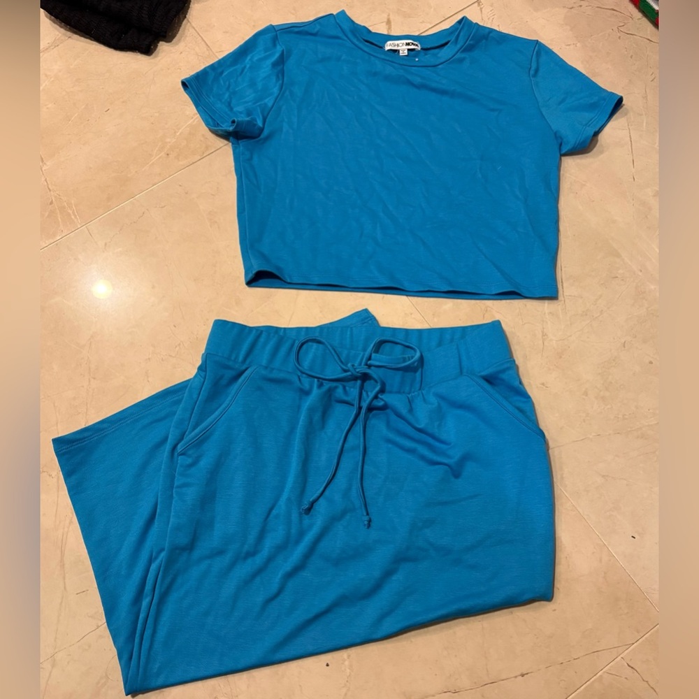Fashion Nova set